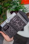 Zoozie Bags Columbia Antracita y Leopardo
